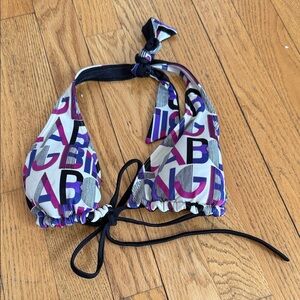 Reversible Billabong Triangle Bikini Top in White, Purple & Black Logo Print